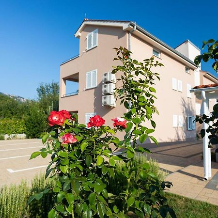 Apartments Crnekovic Jasna Baška Exterior foto